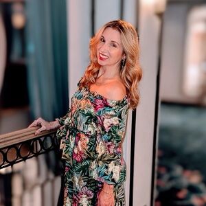 Meet your Posher, Alicia